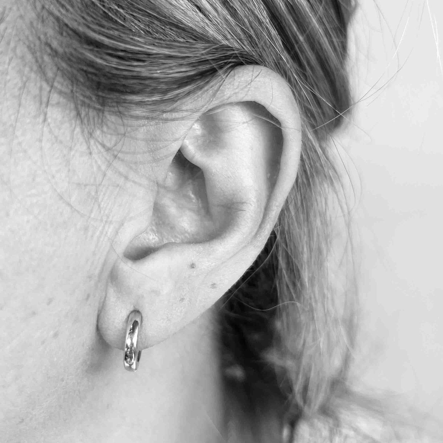 Silver Huggies 12mm