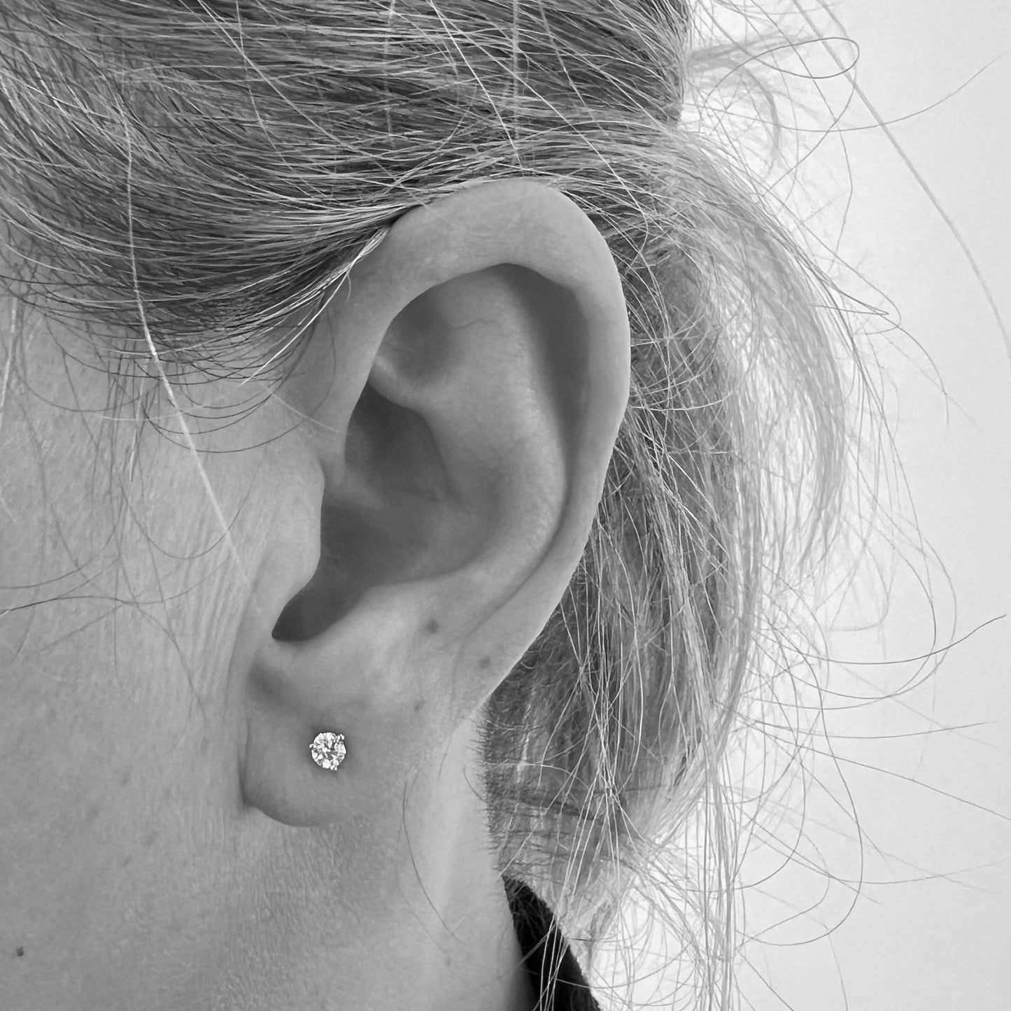 14kw LG Diamond Martini Studs 3.0mm 1/5cttw