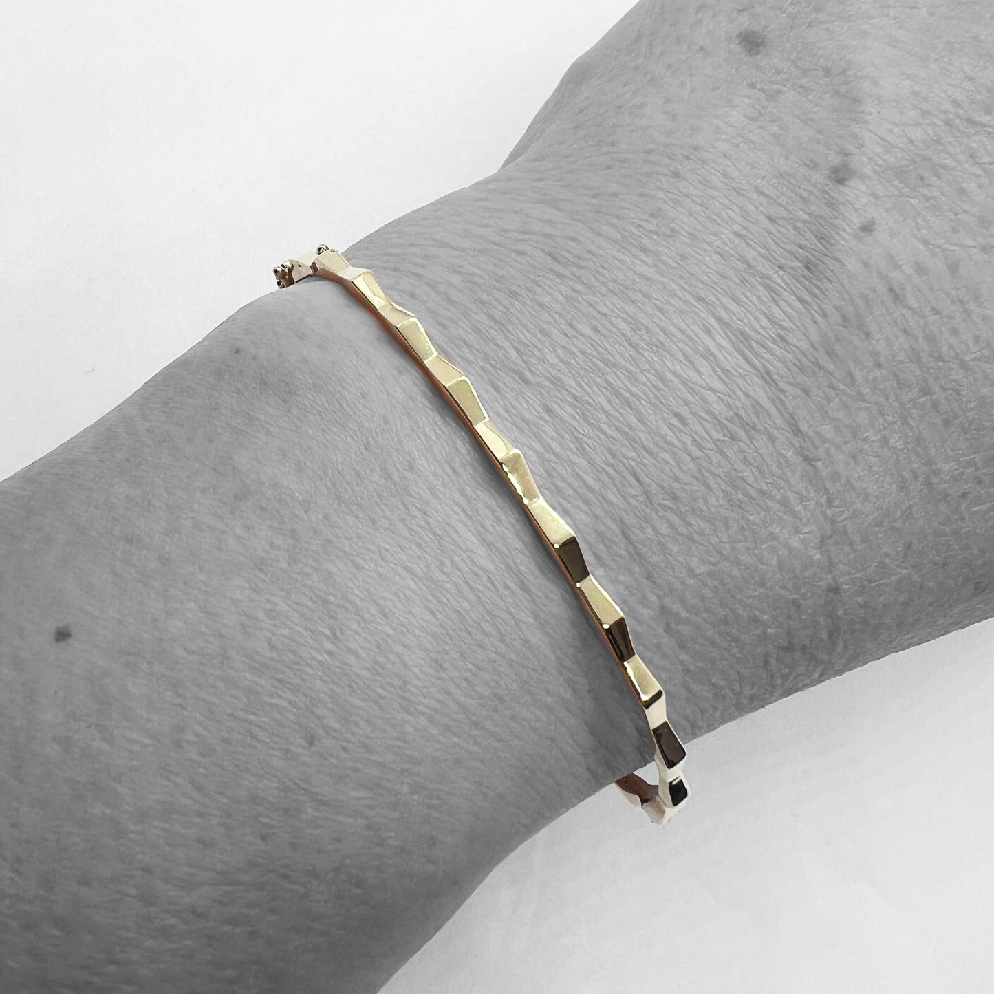 14ky Diamond Bangle Bracelet