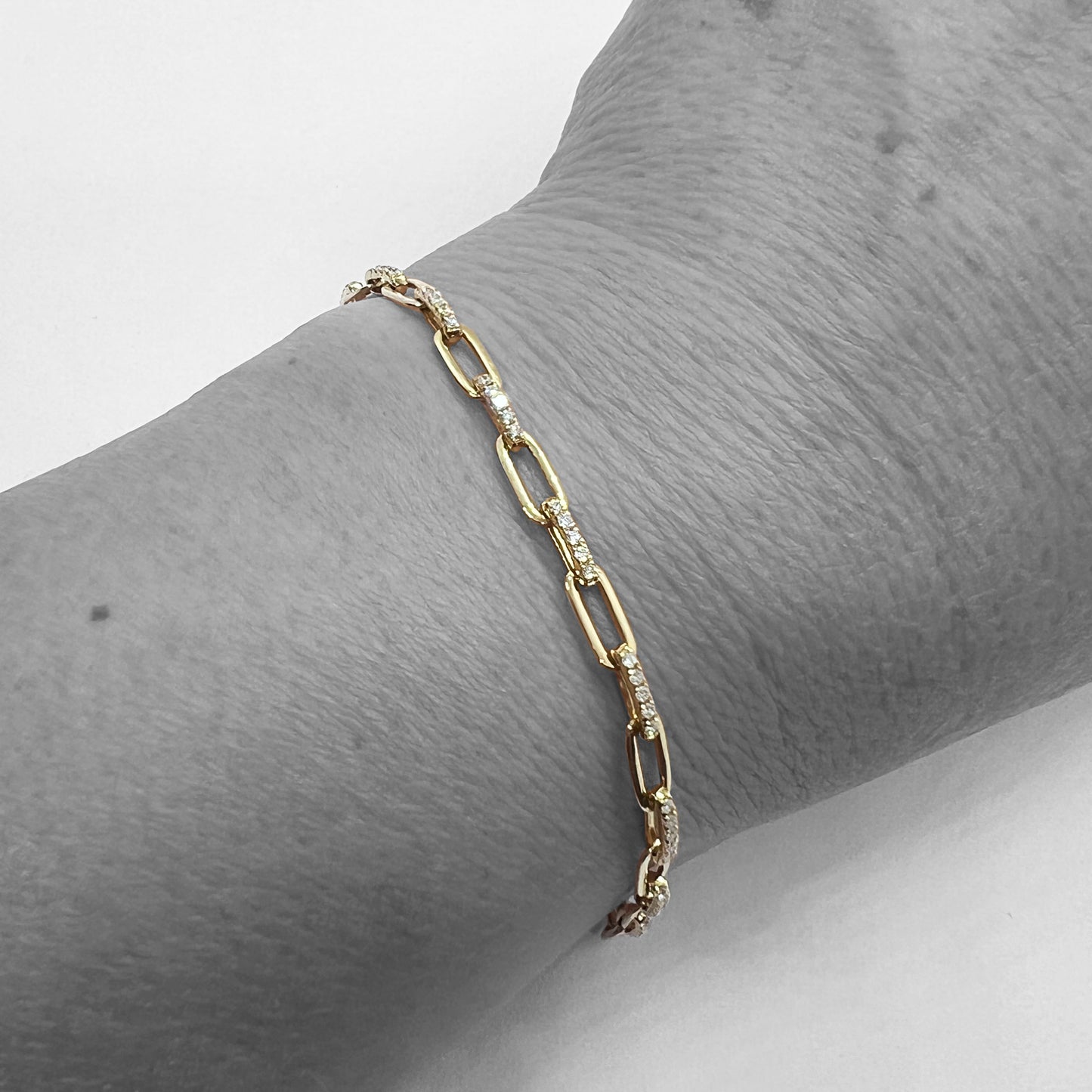 18ky Diamond Cable Bracelet