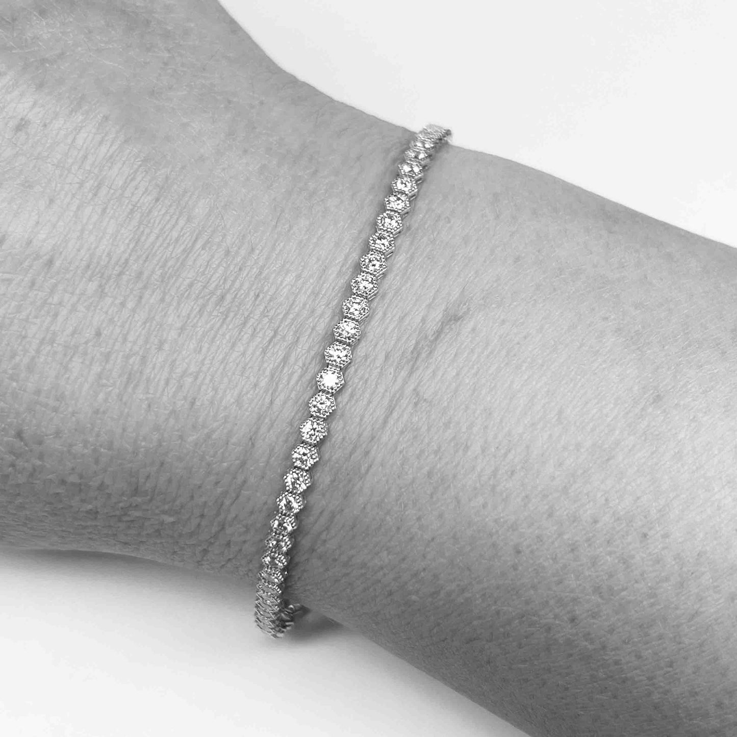 18kw diamond tennis bracelet