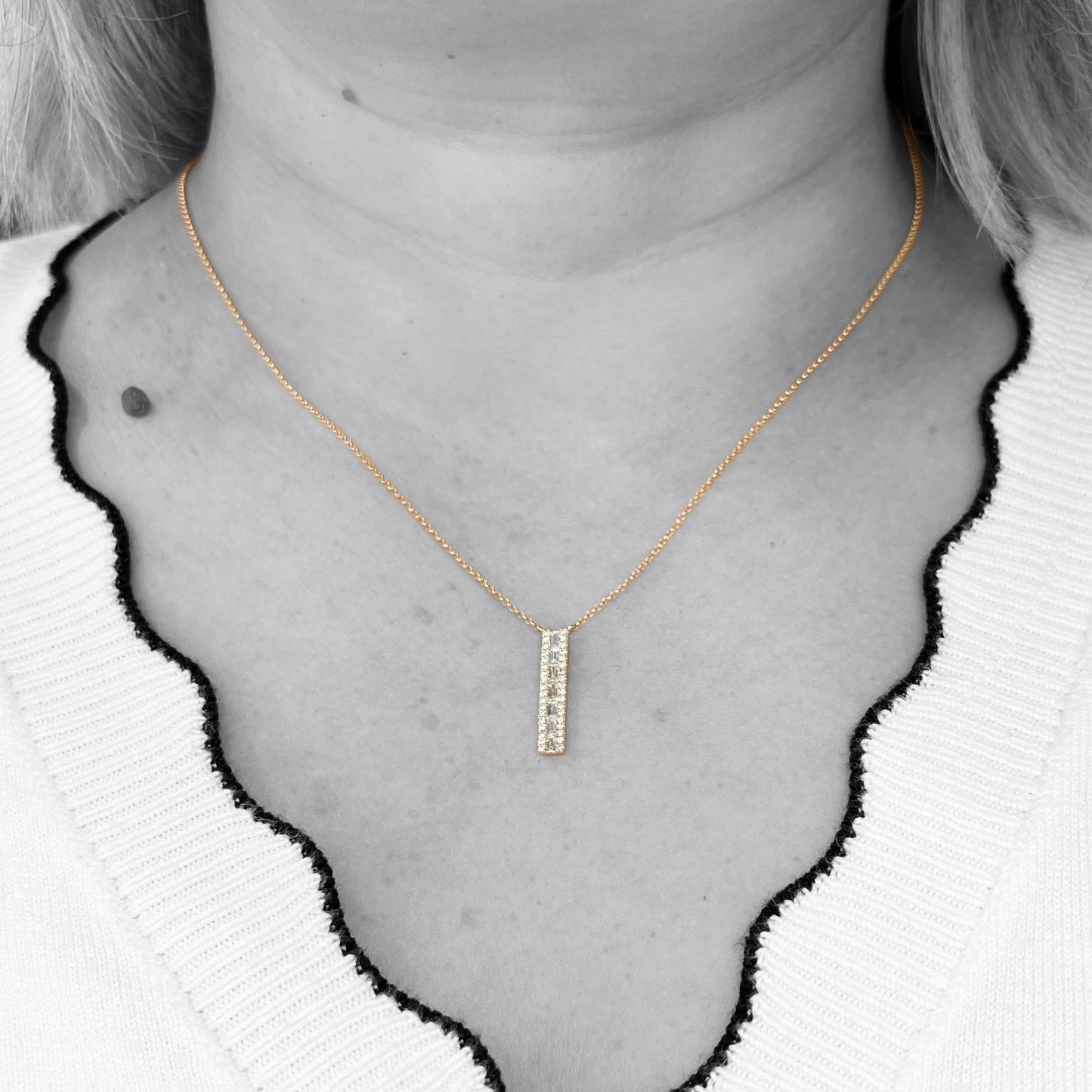 14ky Diamond Bar Pendant