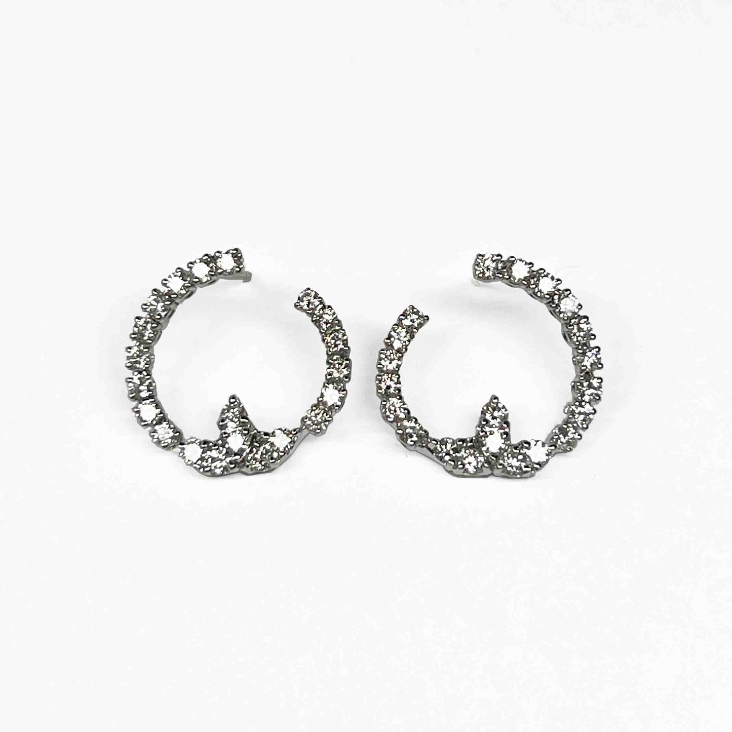 18kw Diamond Circle Earrings