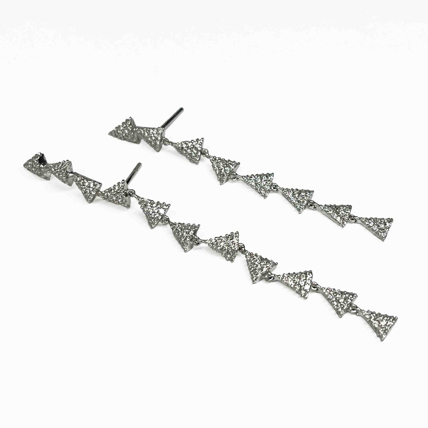 18kw Long Diamond Earrings