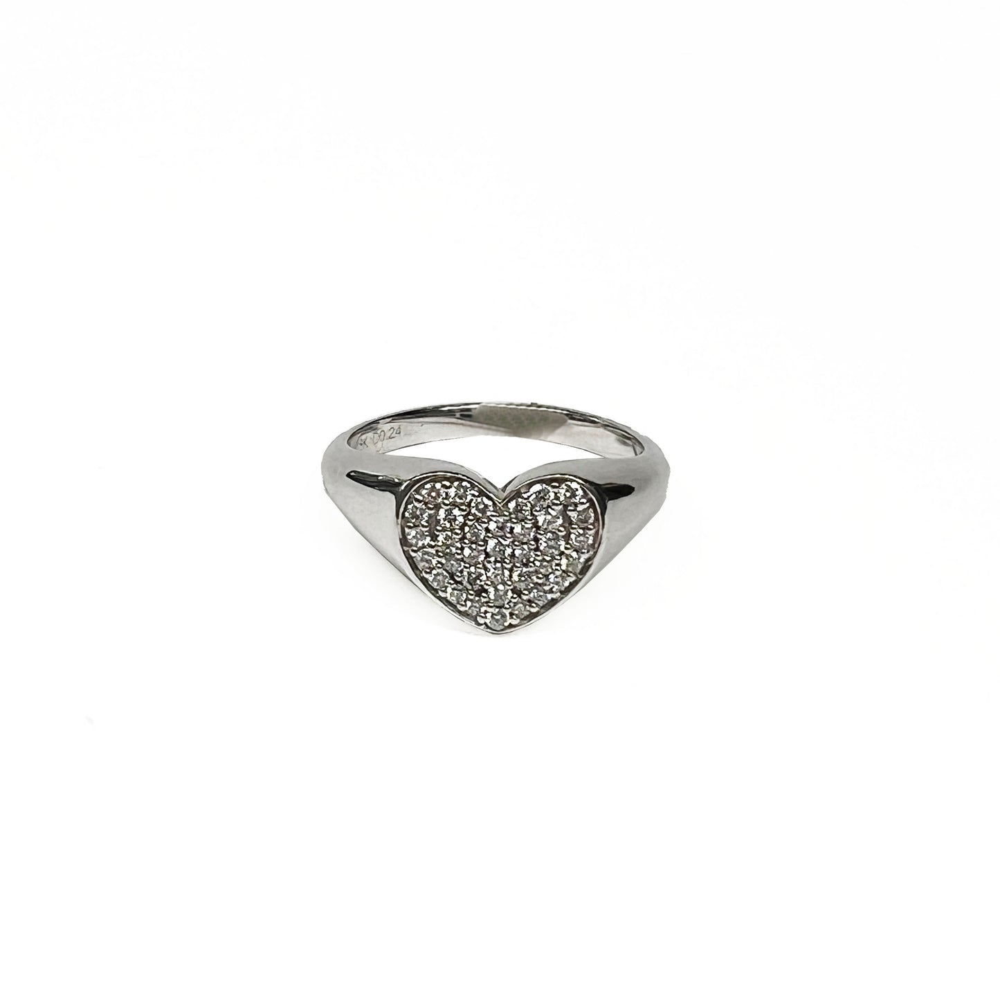 18kw Diamond Heart Ring