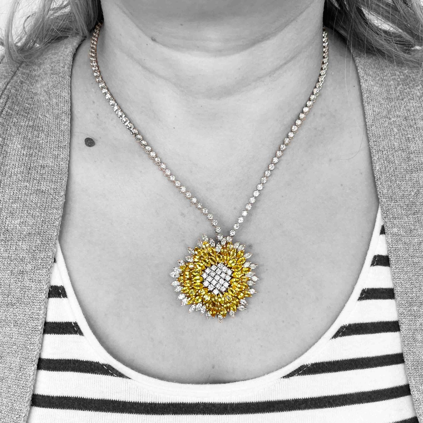 18kw Diamond and Yellow Sapphire Necklace