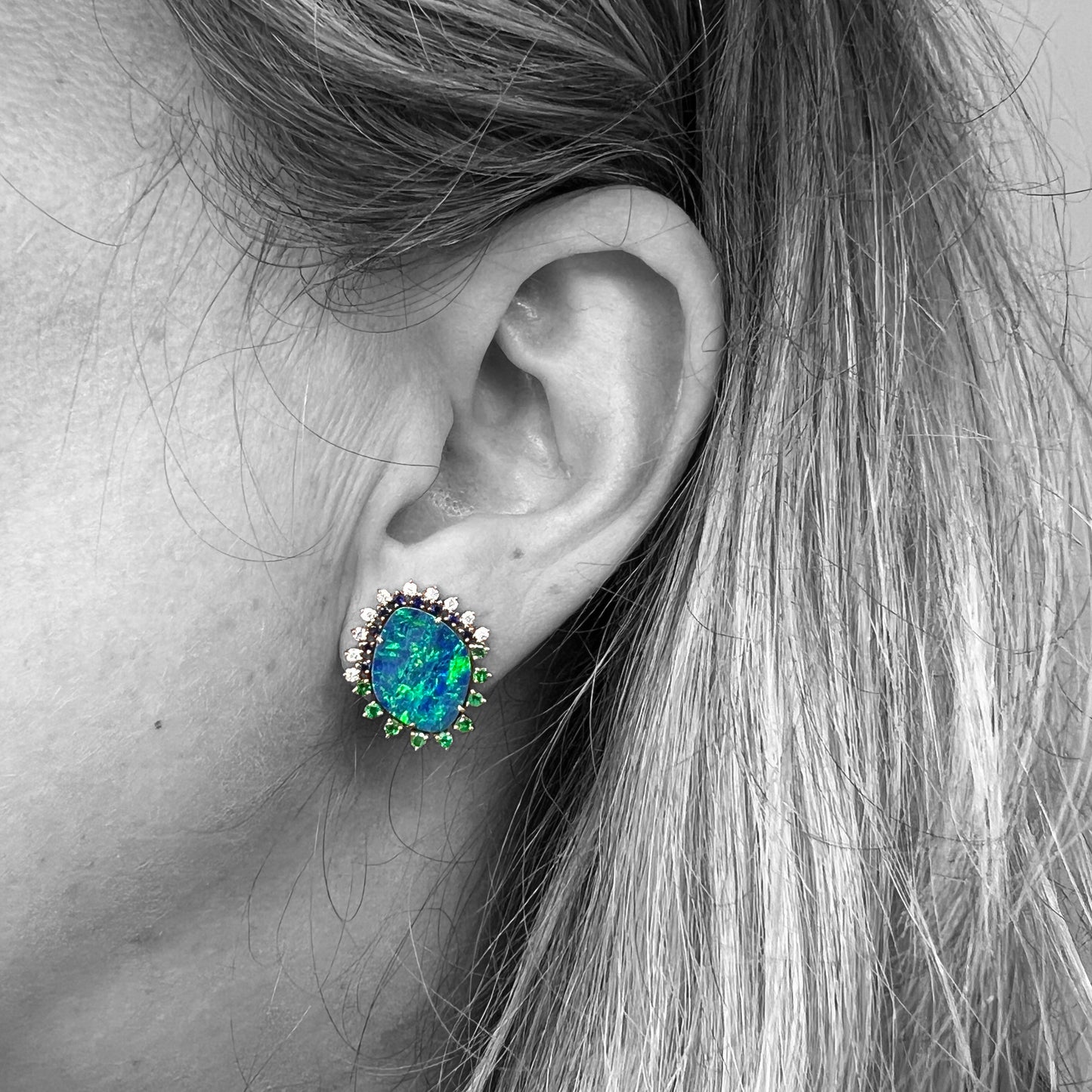18ky Opal Earrings