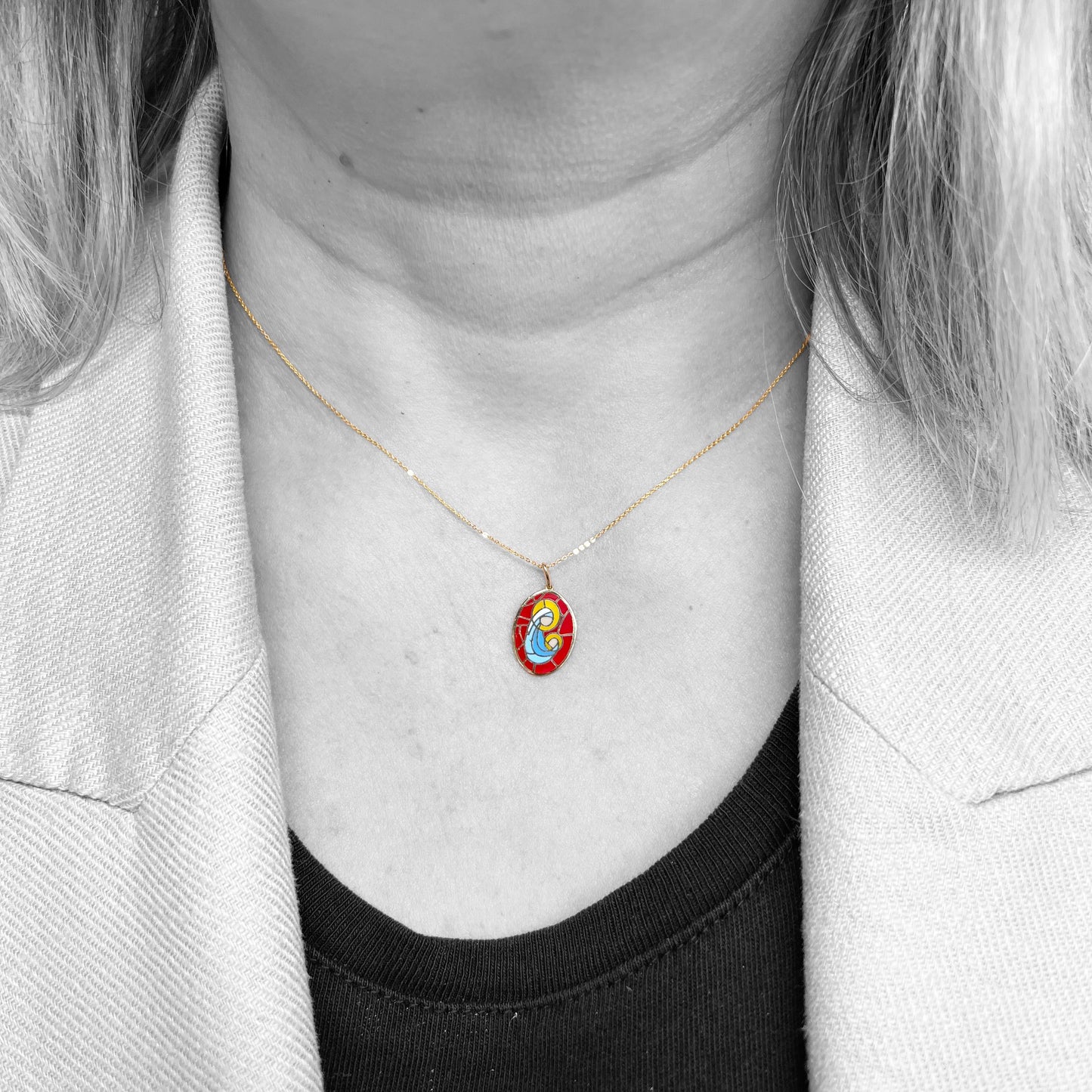 18ky Red Enamel Medal