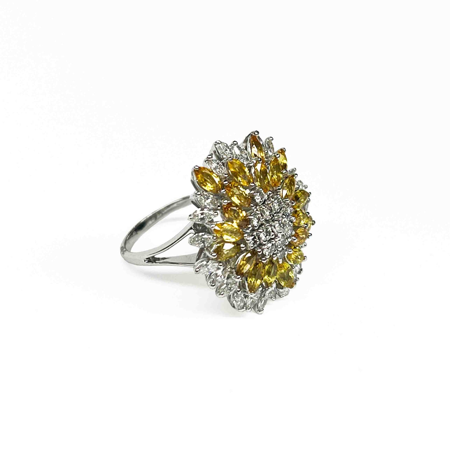 18kw Diamond and Yellow Sapphire RIng