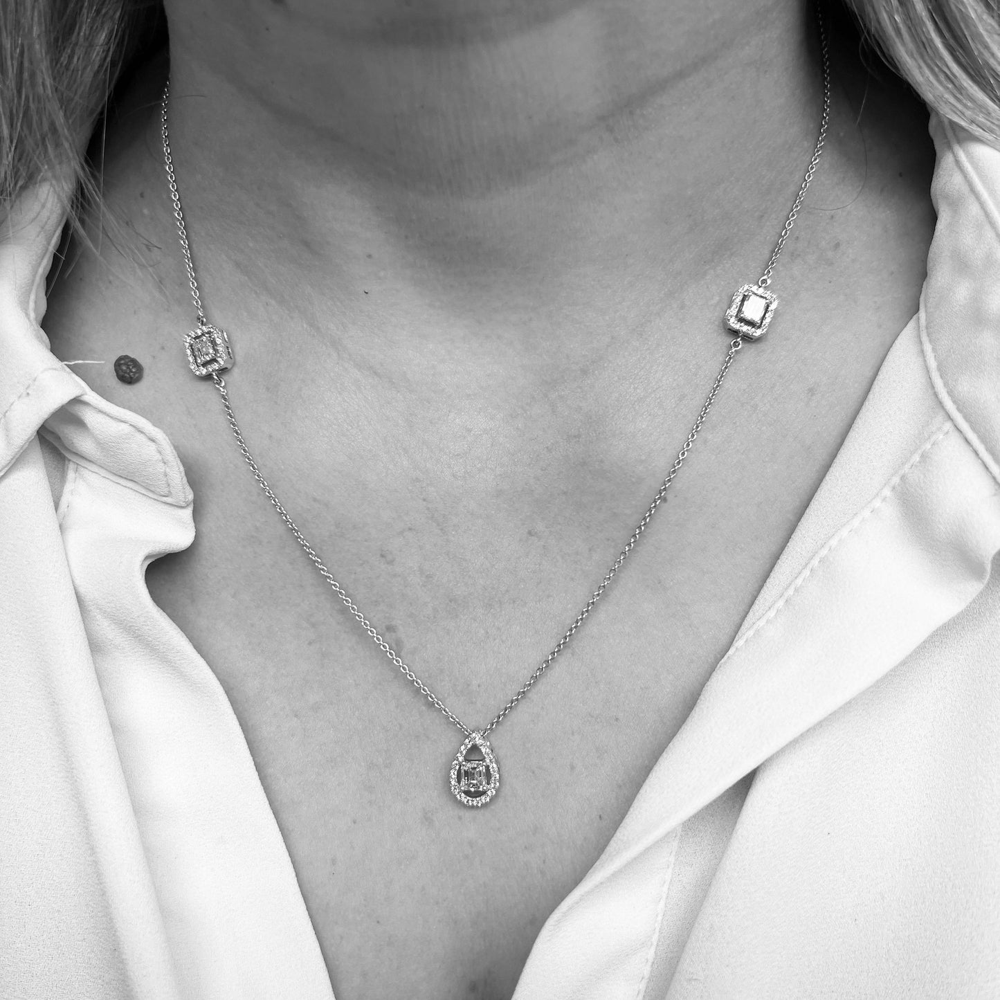 14kw Diamond Cluster Necklace