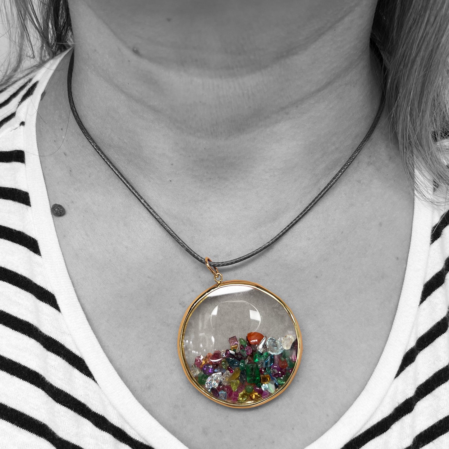 14ky Gemstones Shaker Pendant 42mm