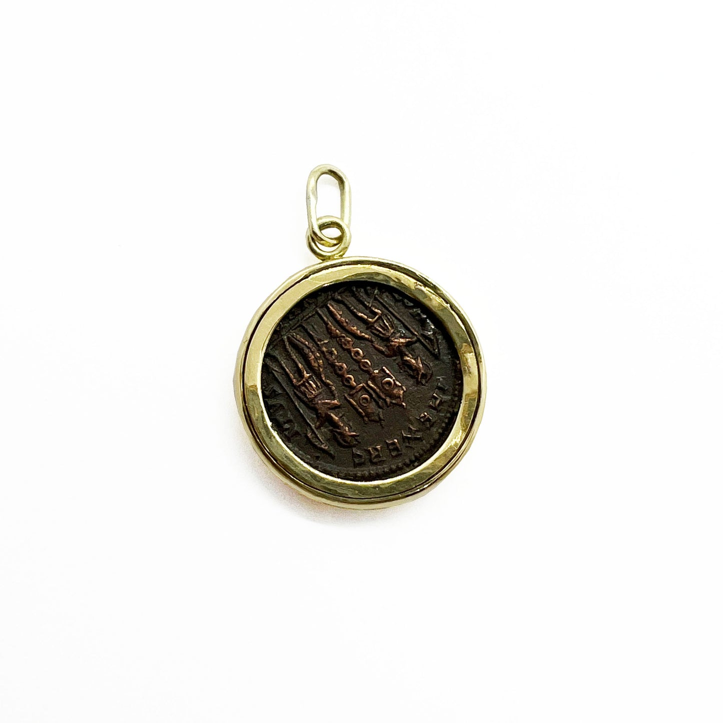 18ky Pendant with Antique Bronze Coin