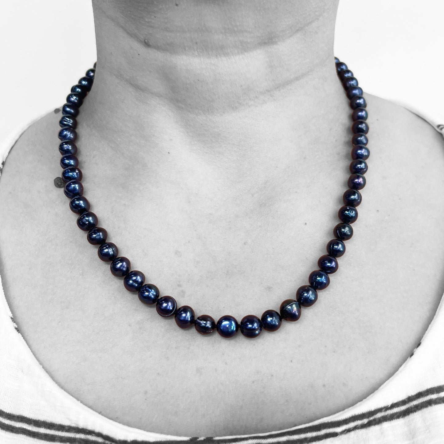 Black Pearl Necklace with filigree silver clasp