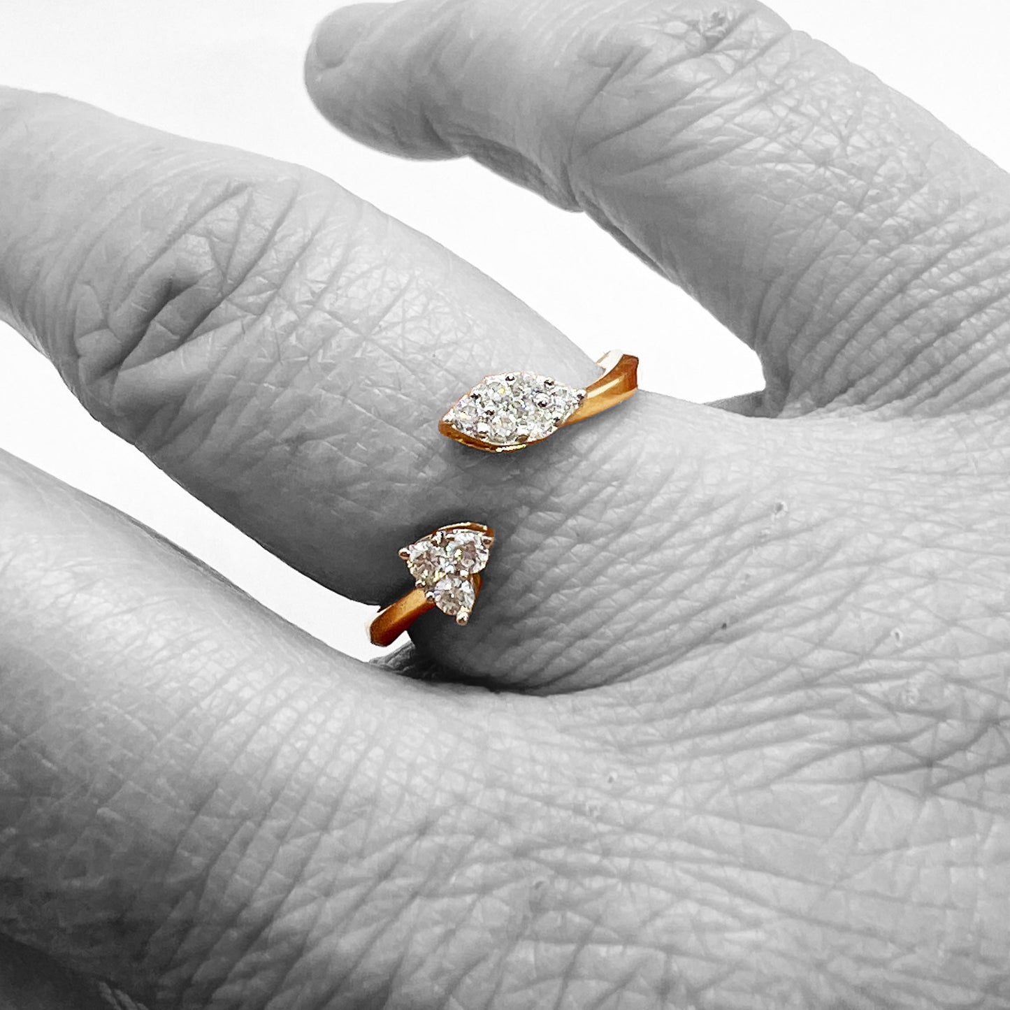 14ky Diamond Open Ring