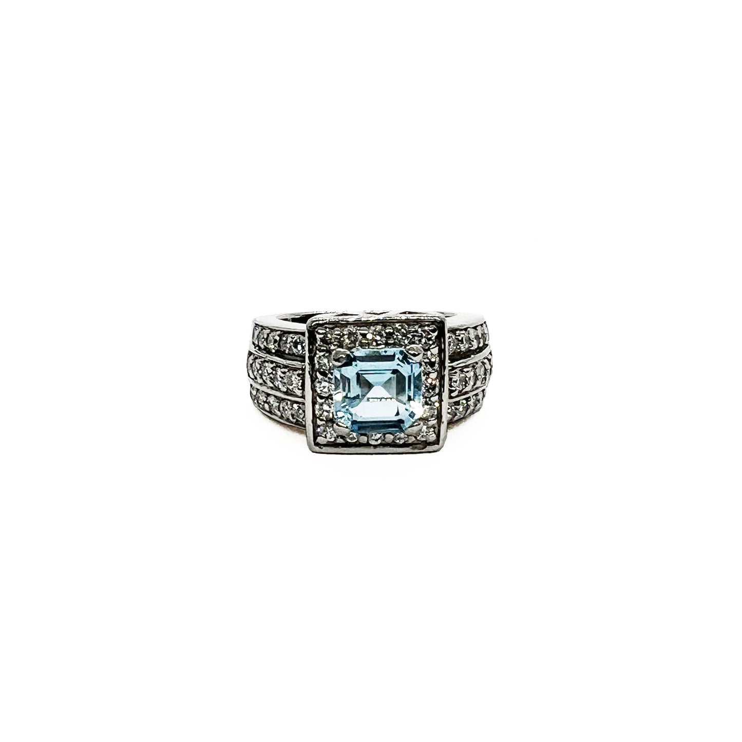 14kw Aquamarine and Diamond Ring