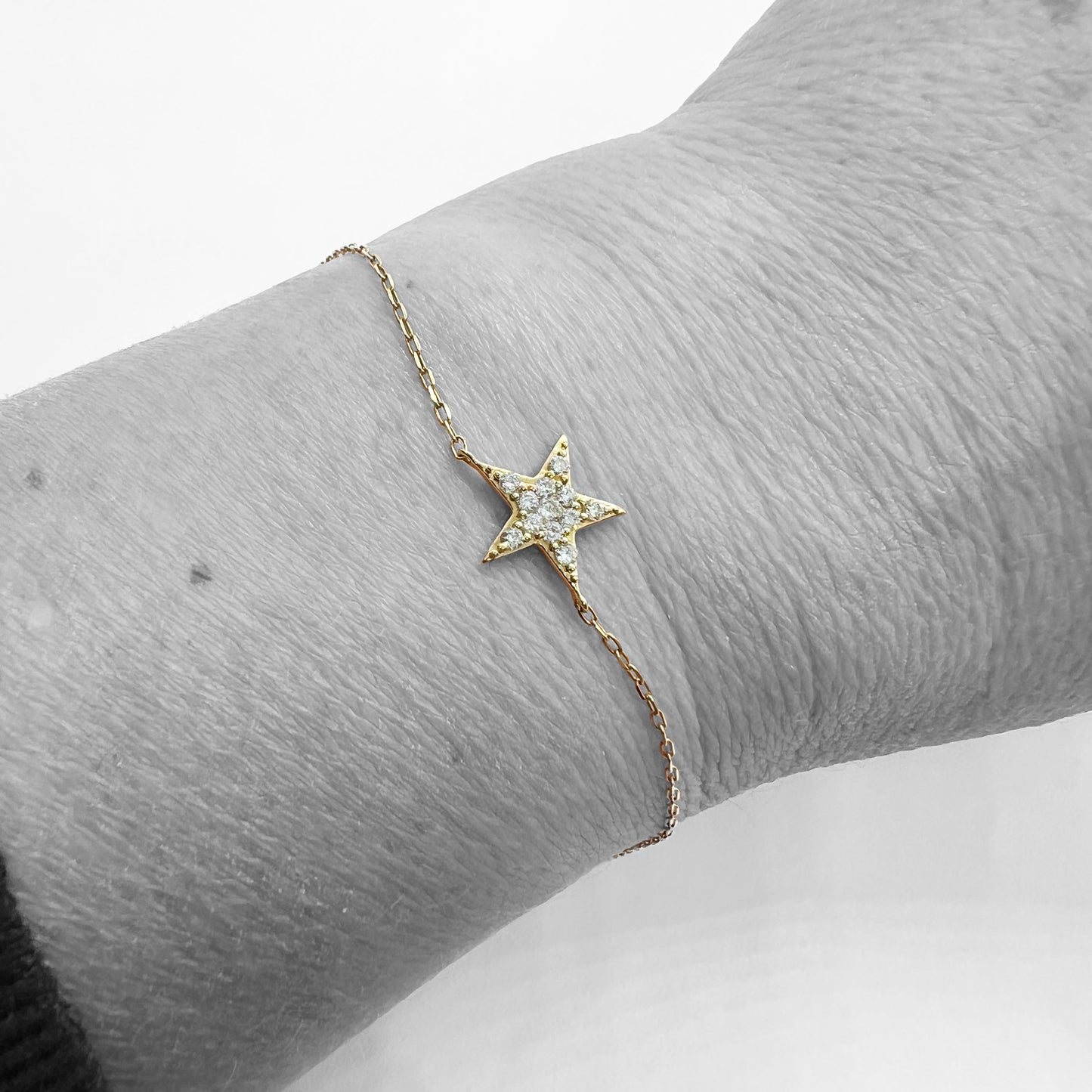 18ky Diamond Star Bracelet
