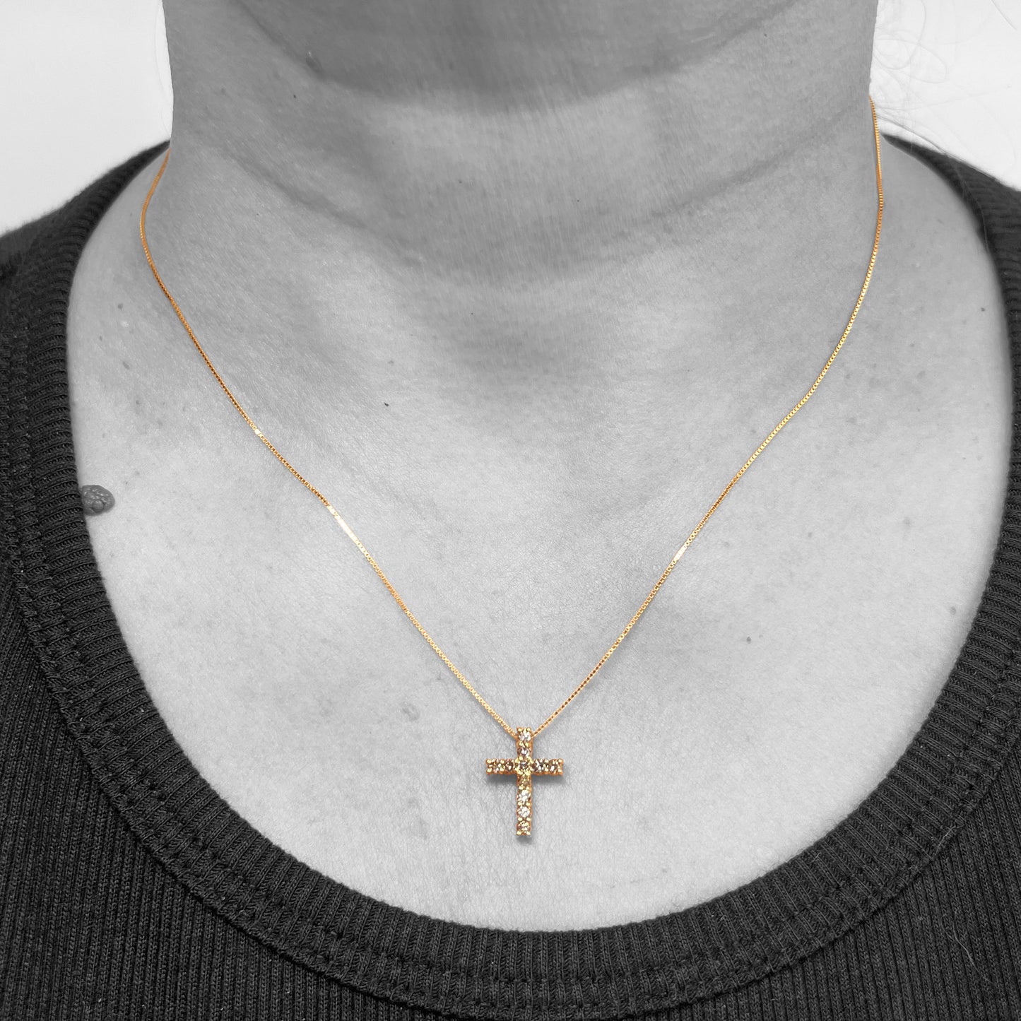 18ky Brown Diamond Cross Necklace