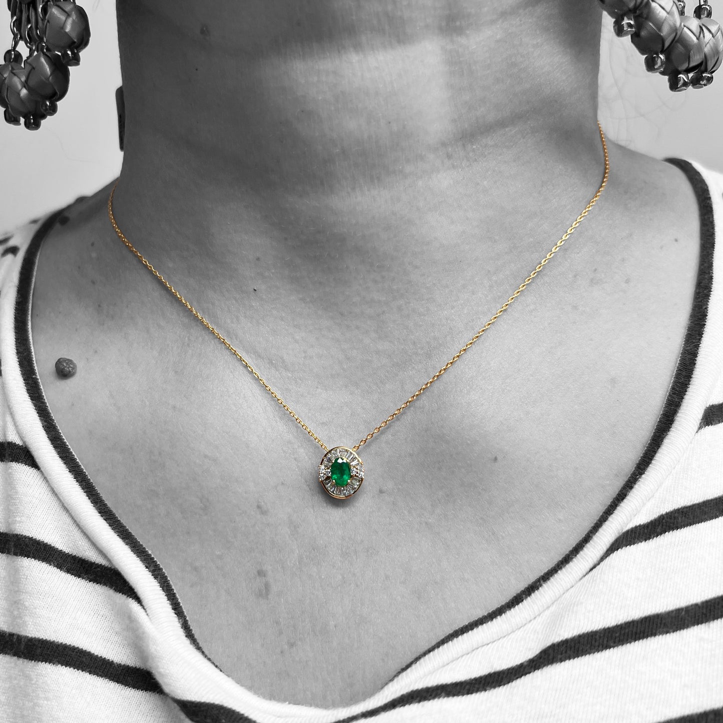 18ky Emeralds and Diamonds Pendant
