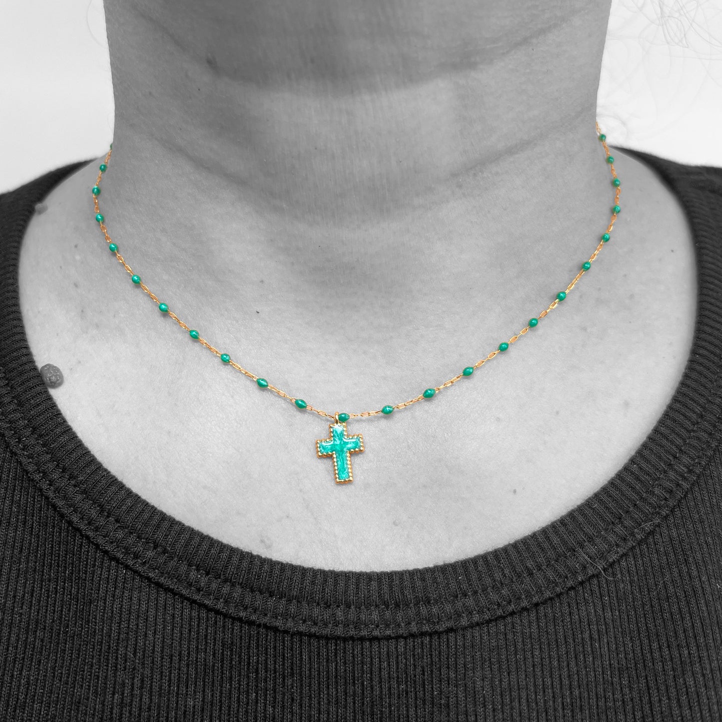 18ky Green Enamel Beads Necklace