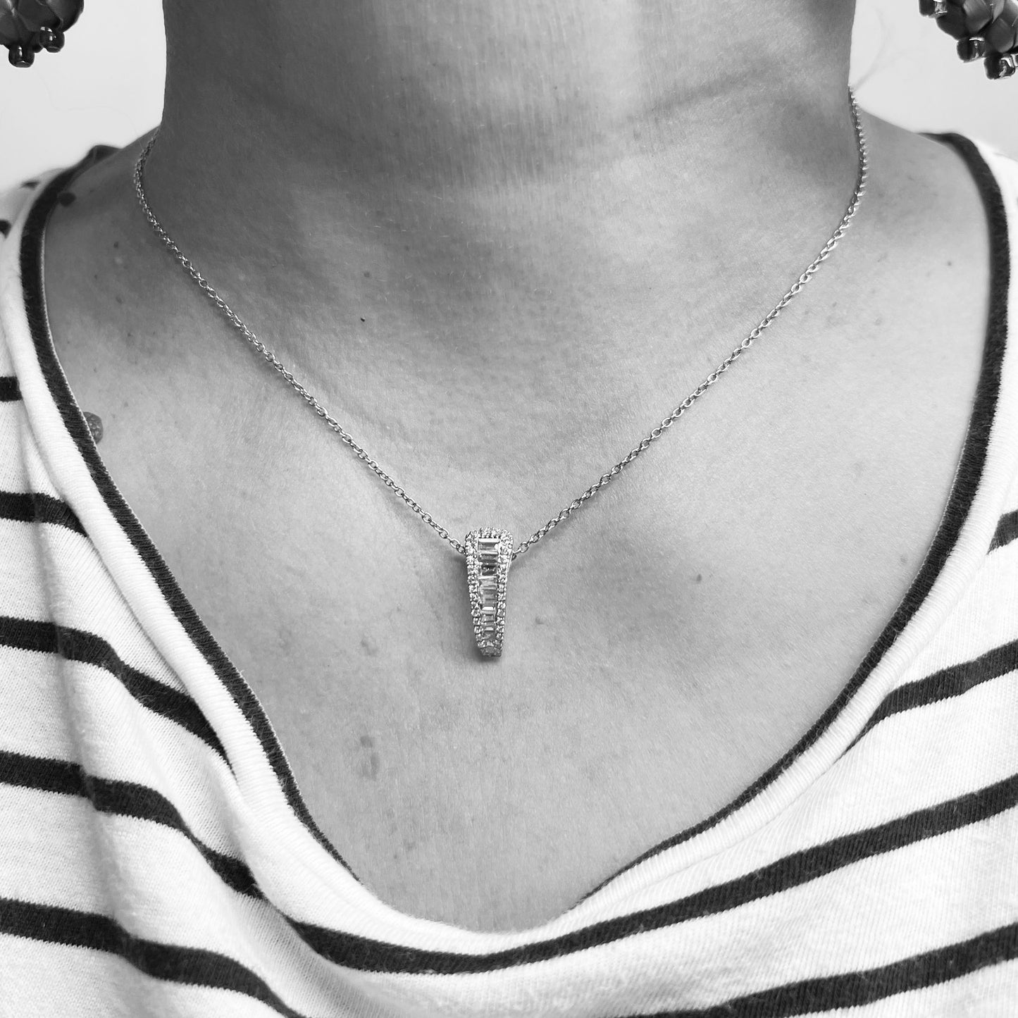 18kw Baguette Diamond Necklace