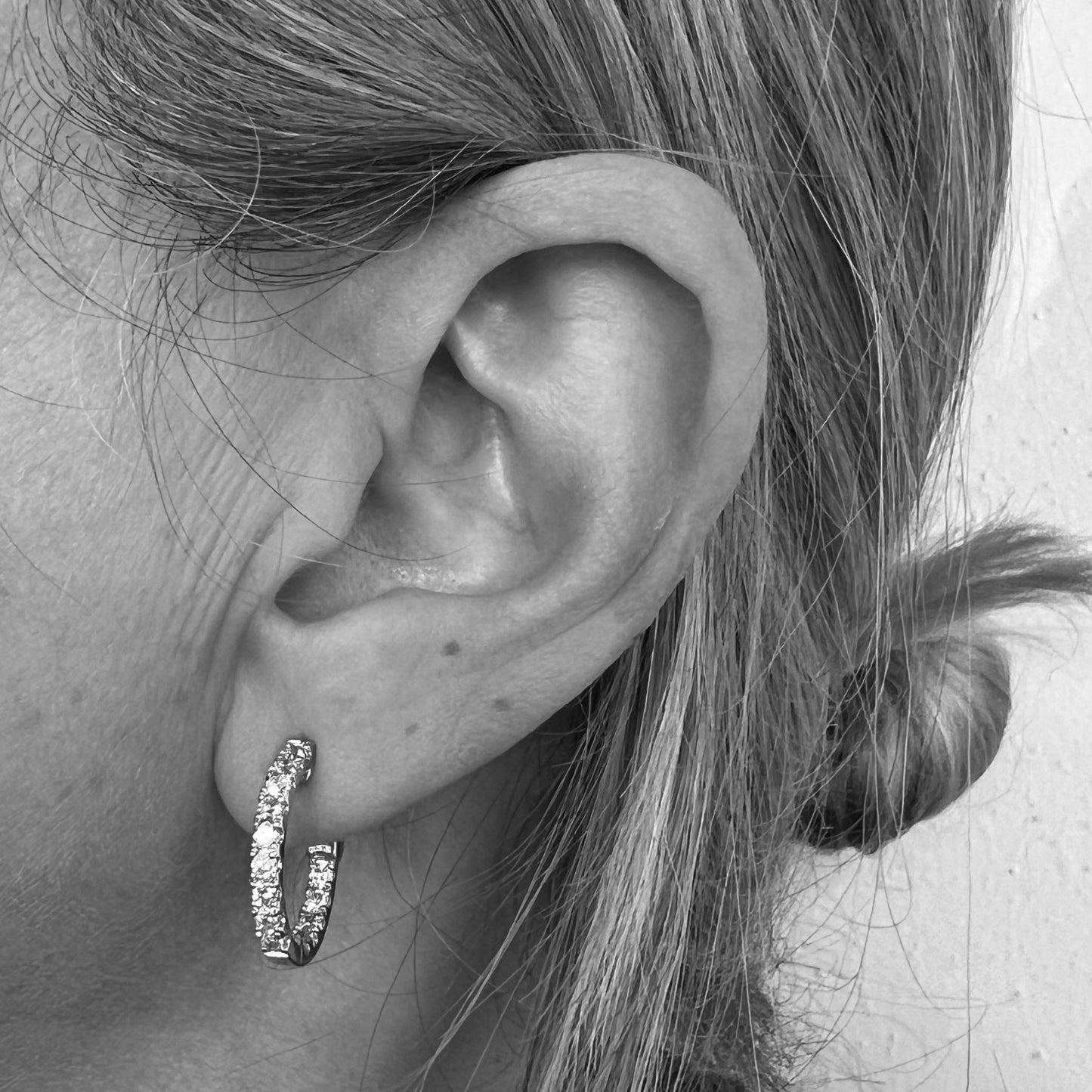 14kw Diamond Hoop Earrings 1.00ctw 16mm