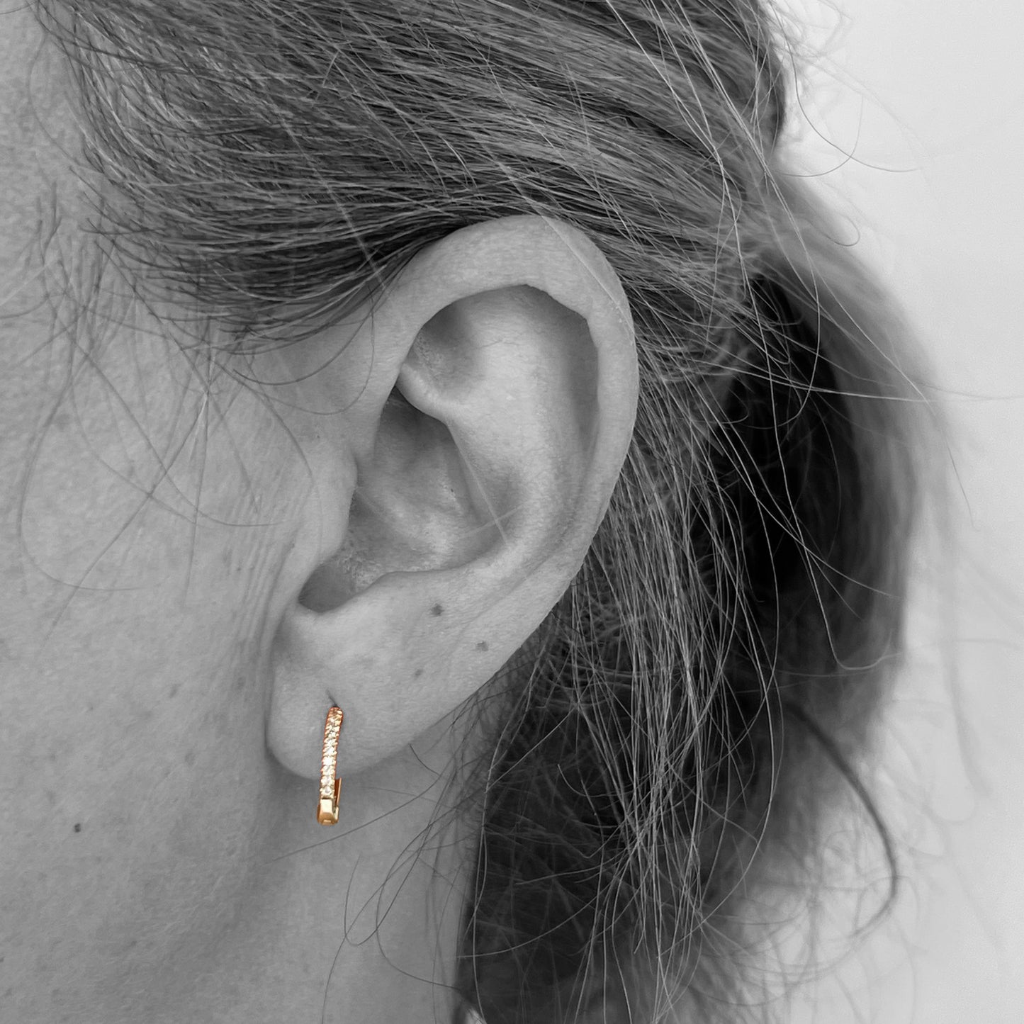 14ky Diamond Huggies Earrings 0.10ctw