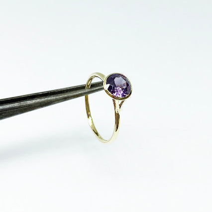 18ky Color Change Synthetic Sapphire Bezel Ring 6mm - eklektic jewelry studio