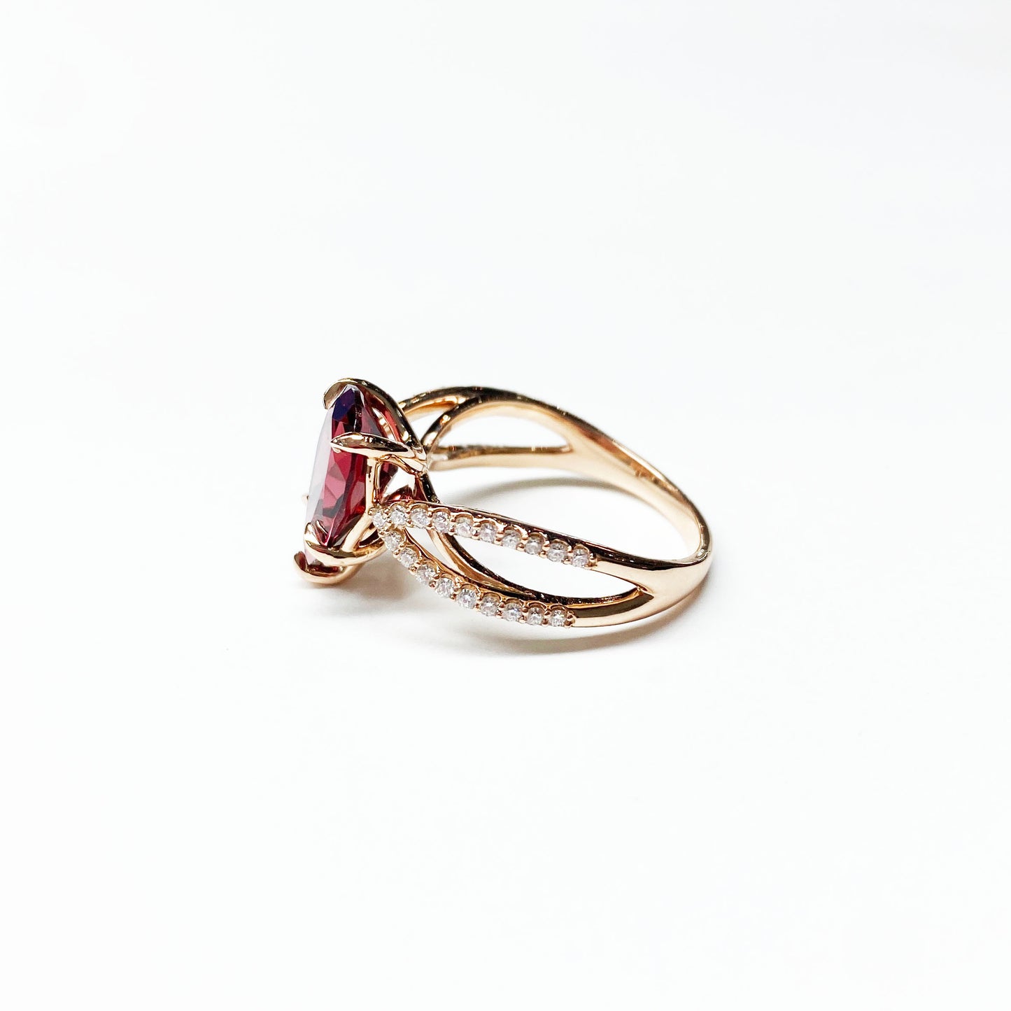 14k Rose Gold Garnet and Diamonds Ring - eklektic jewelry studio