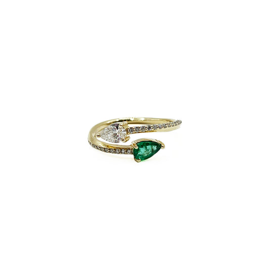 14ky Emerald and Diamonds Ring