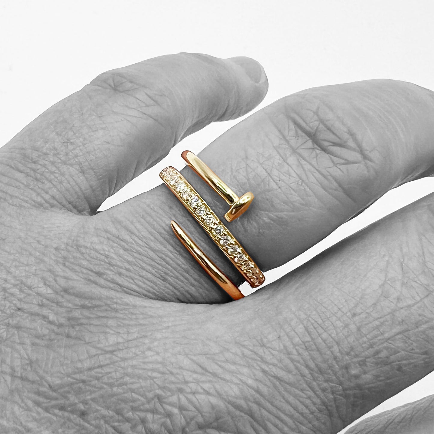 14ky Diamond Nail Ring