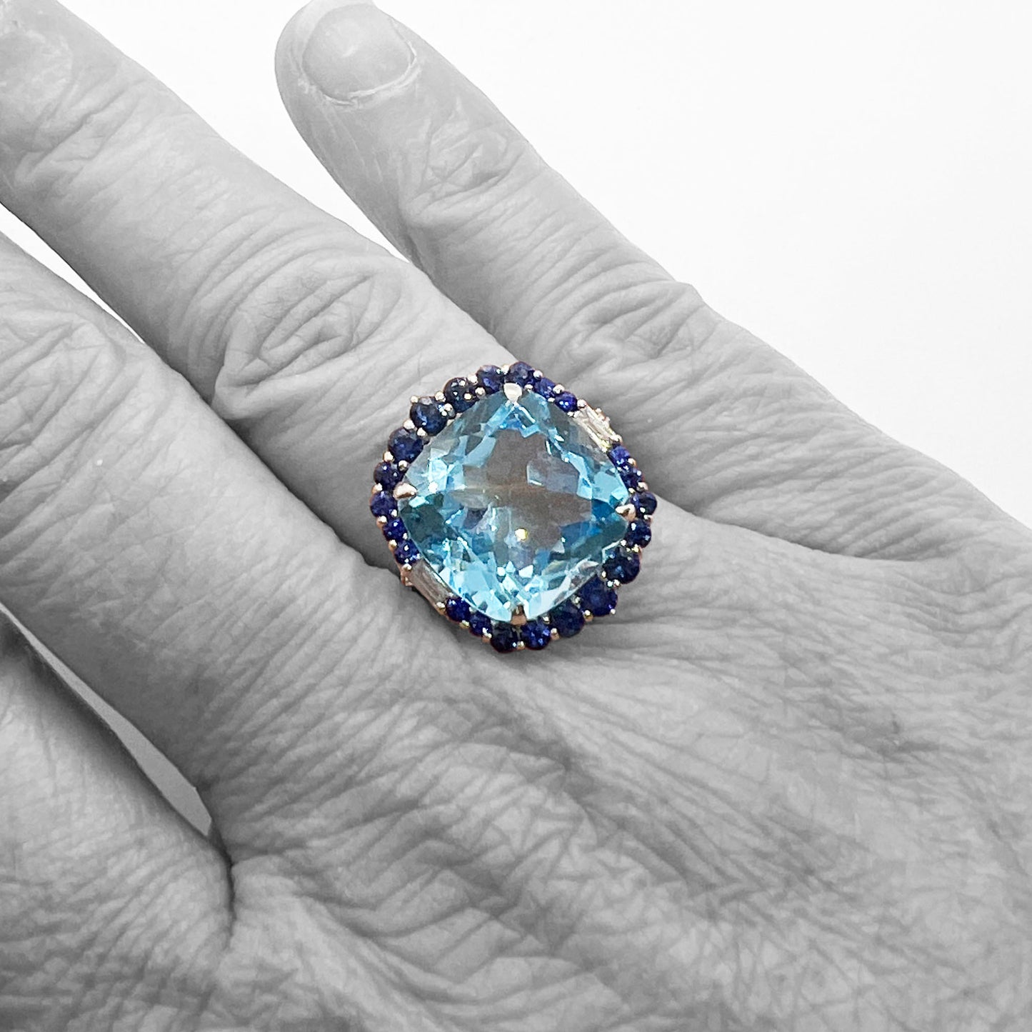 14kw Blue Topaz Ring