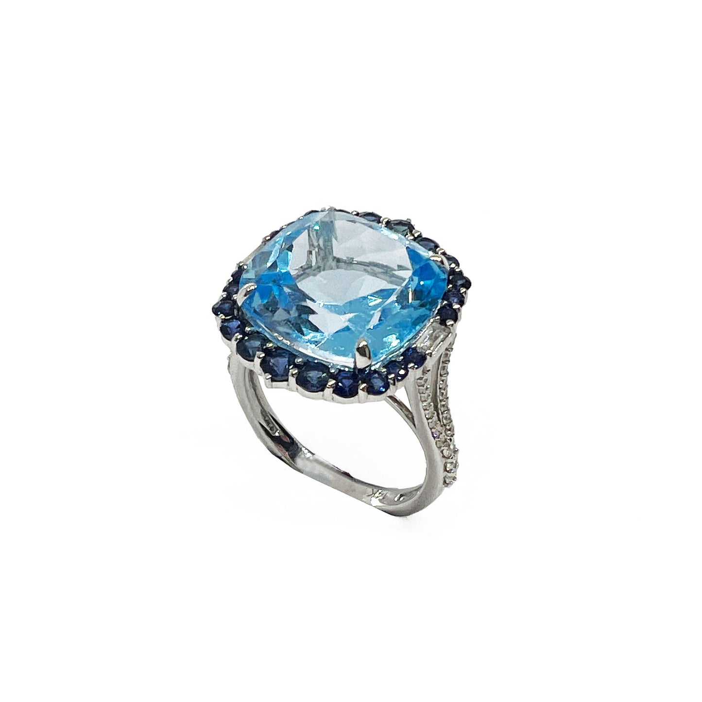 14kw Blue Topaz Ring