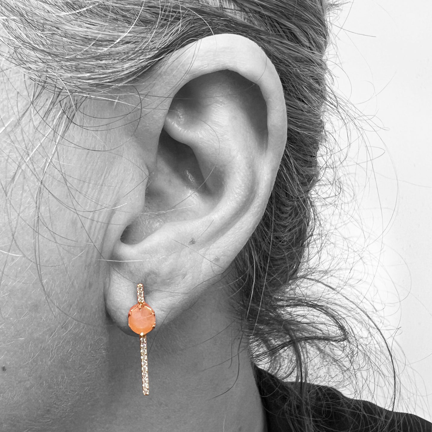 18kr Moonstone and Diamond Earrings