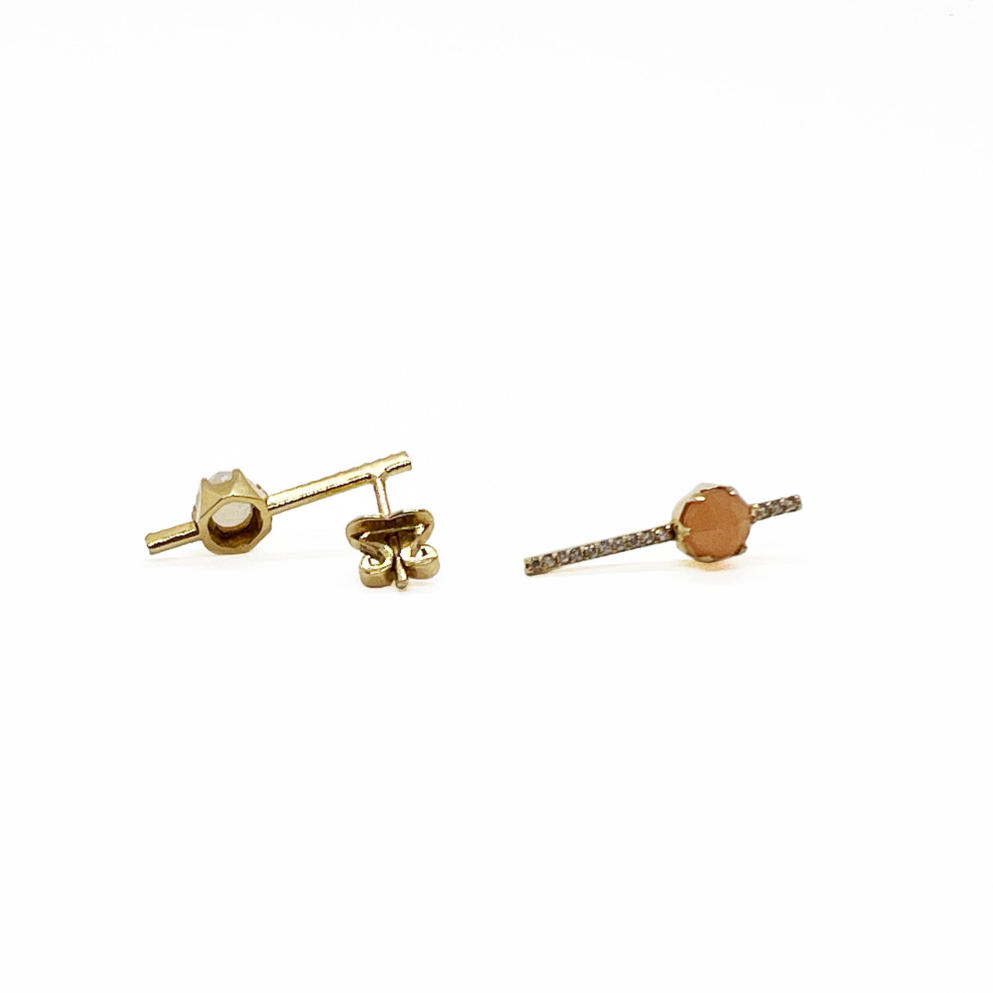 18kr Moonstone and Diamond Earrings