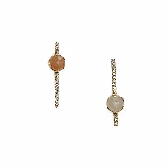 18kr Moonstone and Diamond Earrings