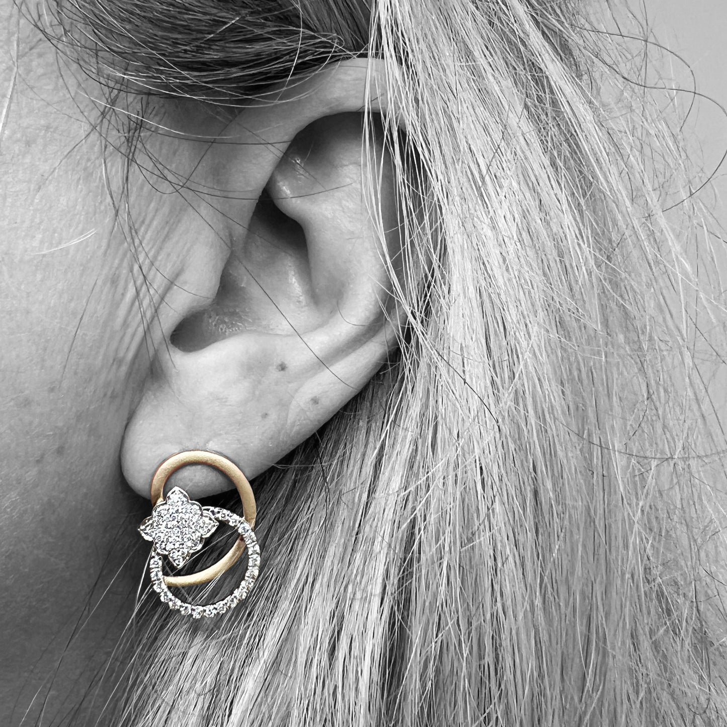 14ky Diamond Earrings