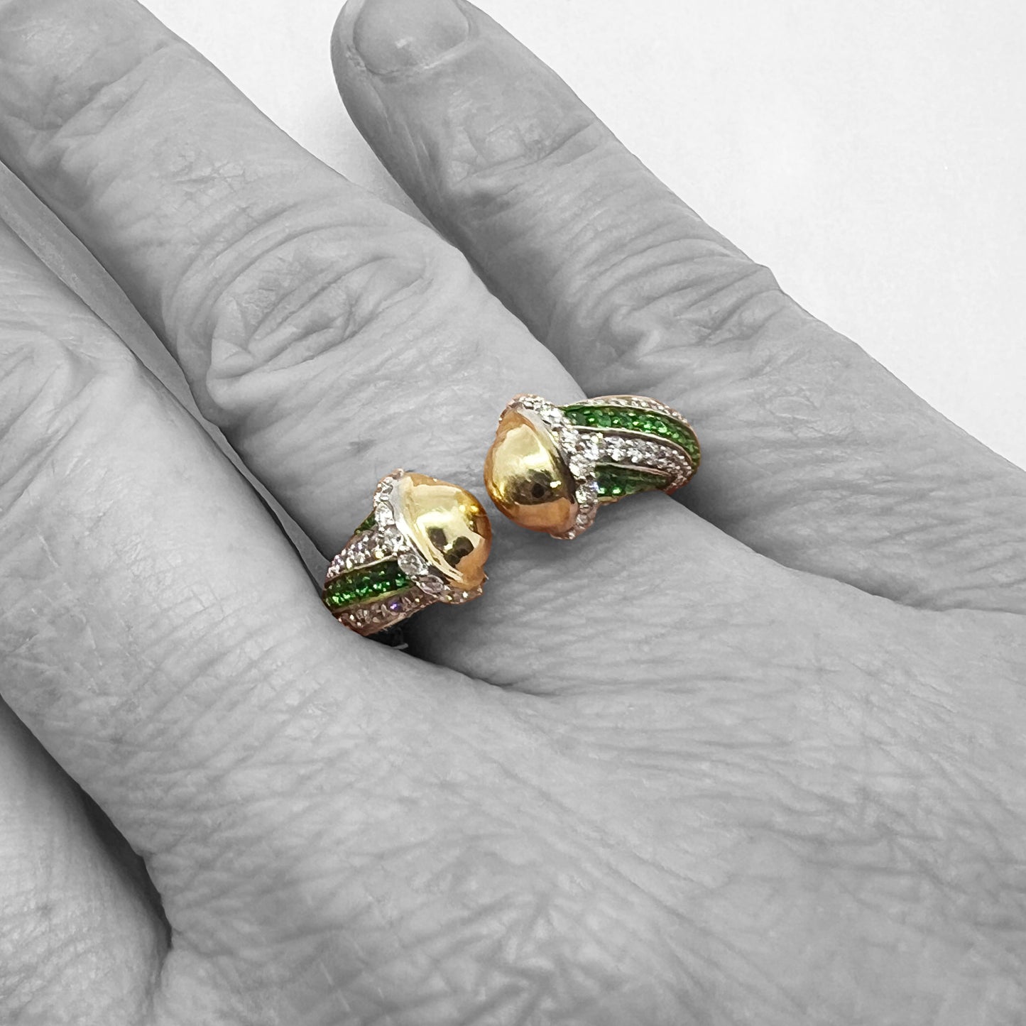 14ky Emerald Brillo Ring