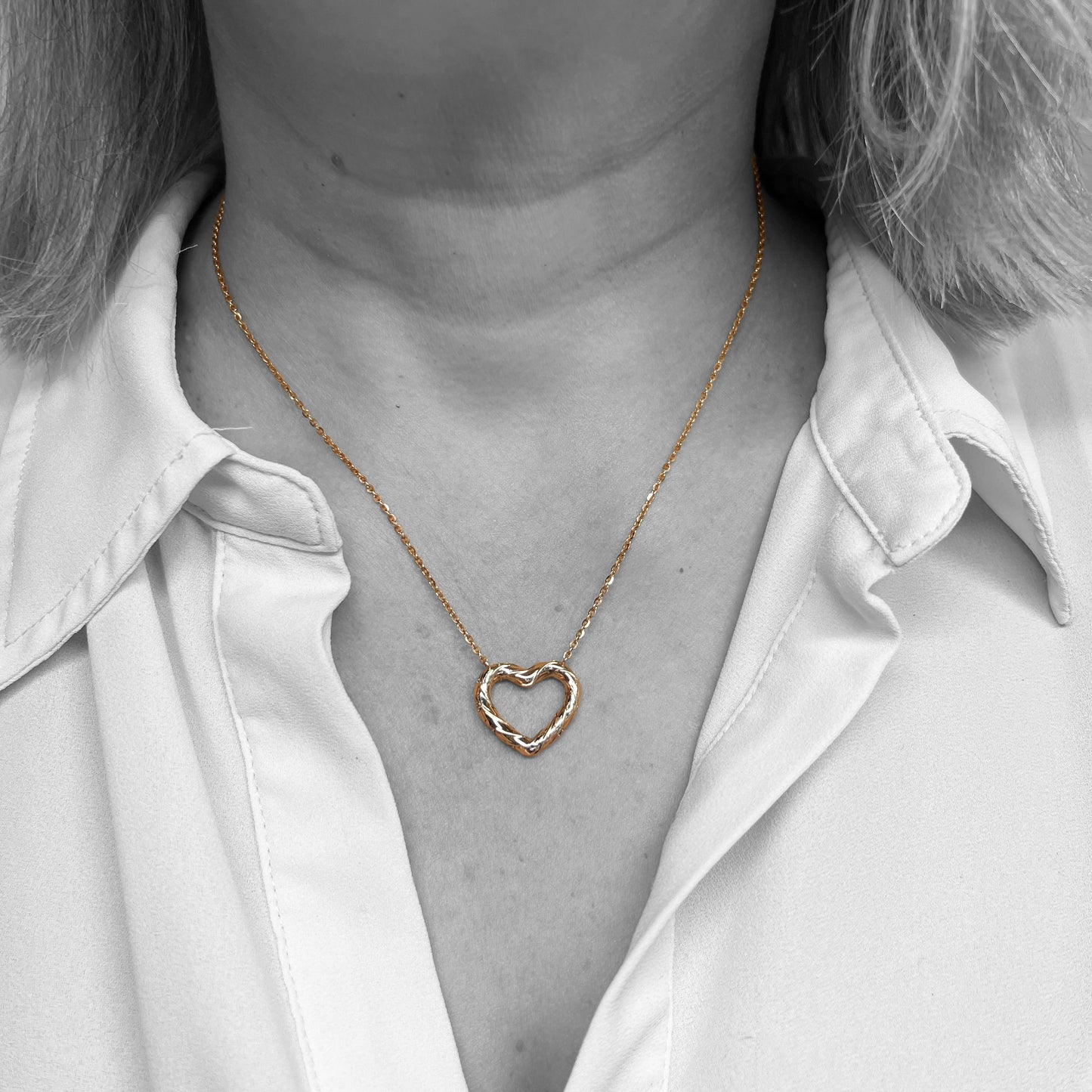 14kr Diamond Reversible Heart Necklace
