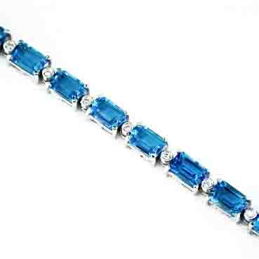 14kw Blue Topaz Bracelet