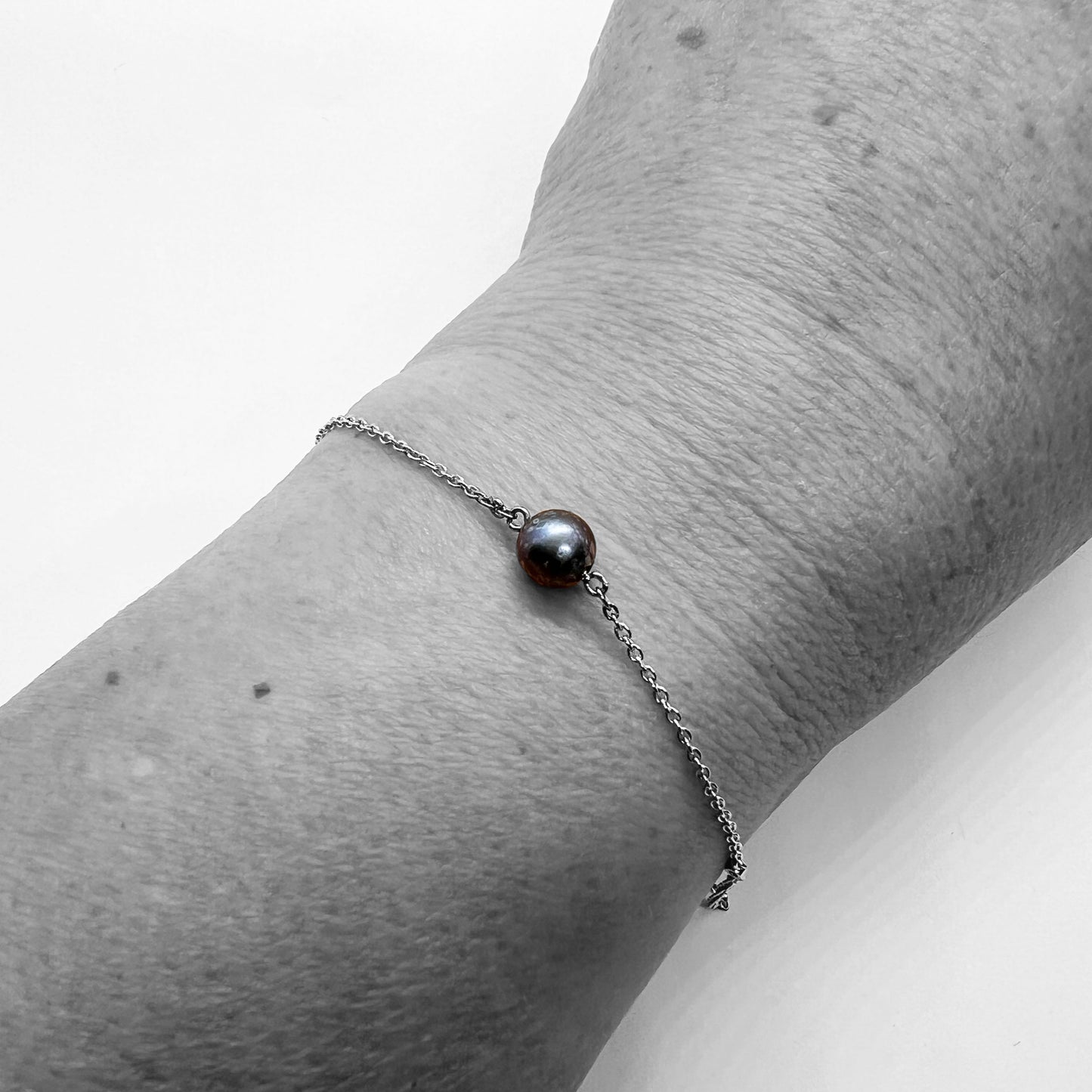 18k Gray Pearl and Diamond Bracelet