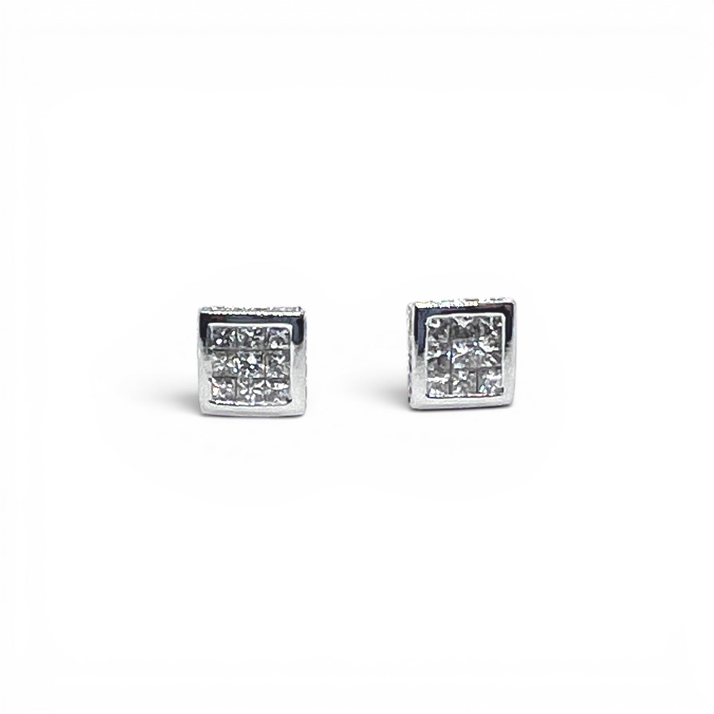 18kw Square Diamonds Stud Earrings
