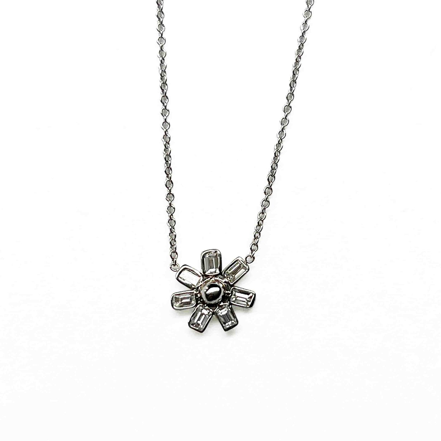 14kw Flower Diamond Necklace