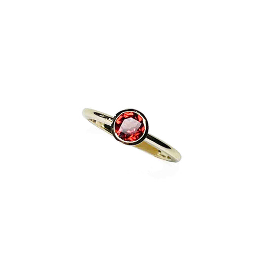 14ky Garnet Ring
