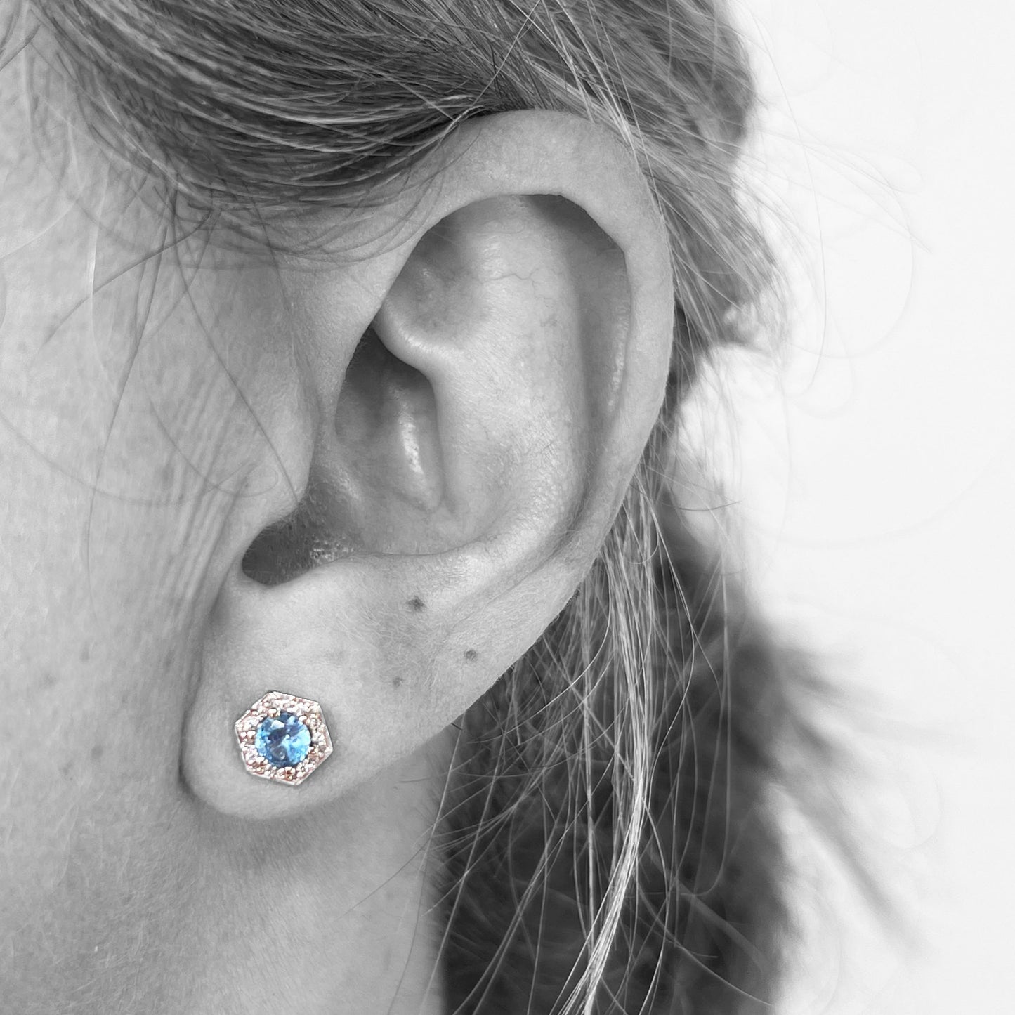 14kw Blue Spinel Earrings