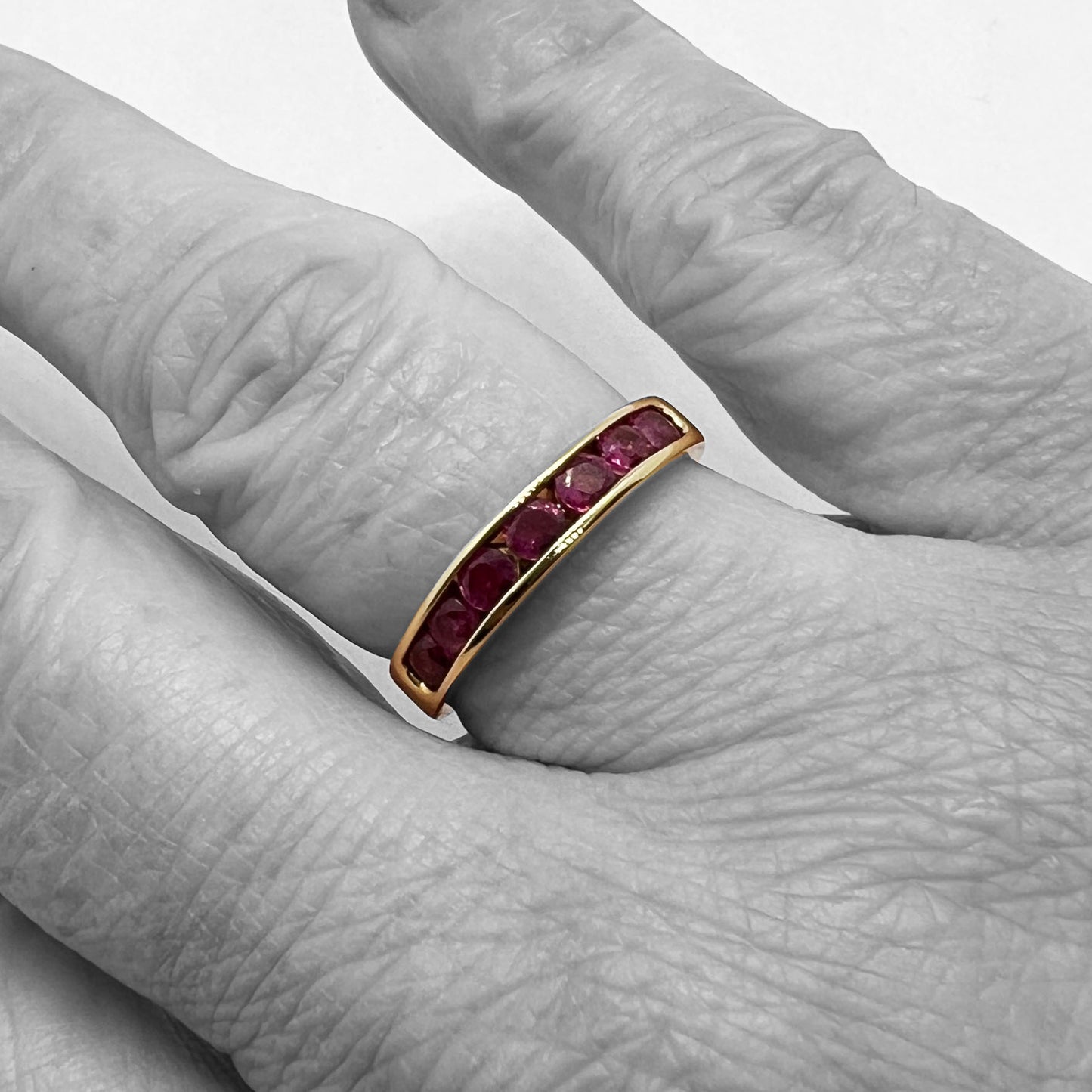 14ky Ruby Ring