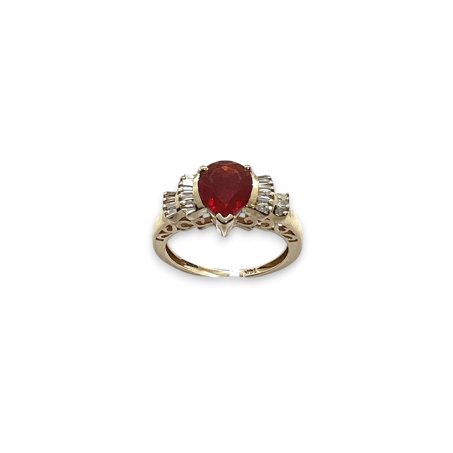 14ky Garnet and Diamond Ring