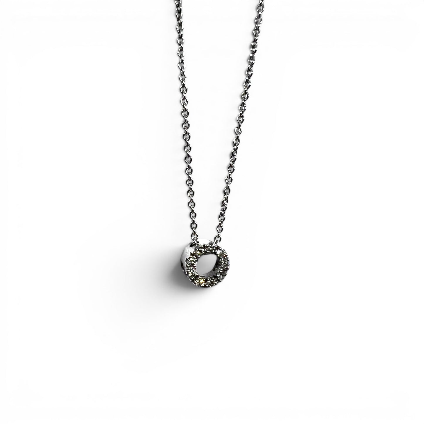 18kw Circle Diamond Necklace