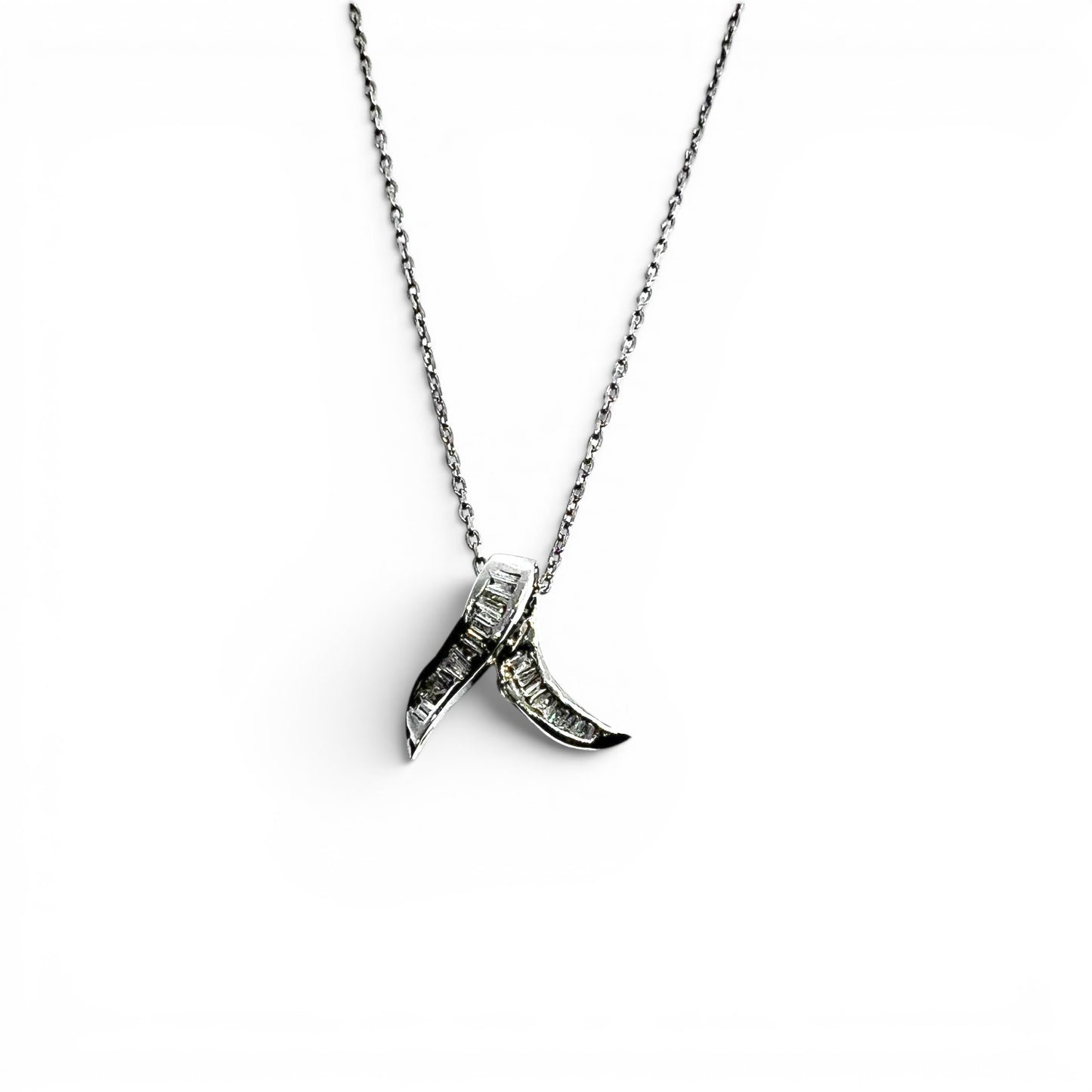 18kw Baguette Diamond Pendant