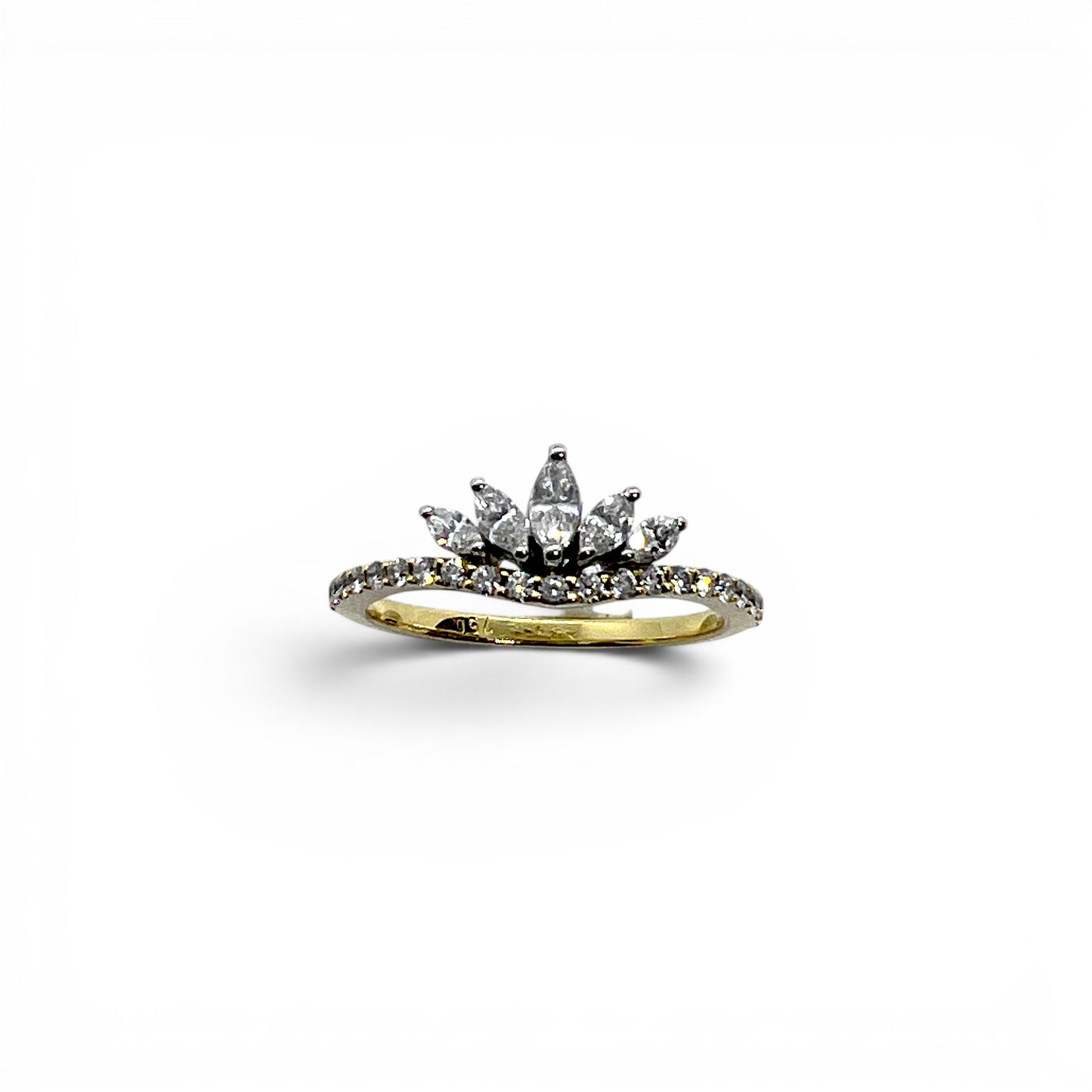 18ky Crown Diamond Ring