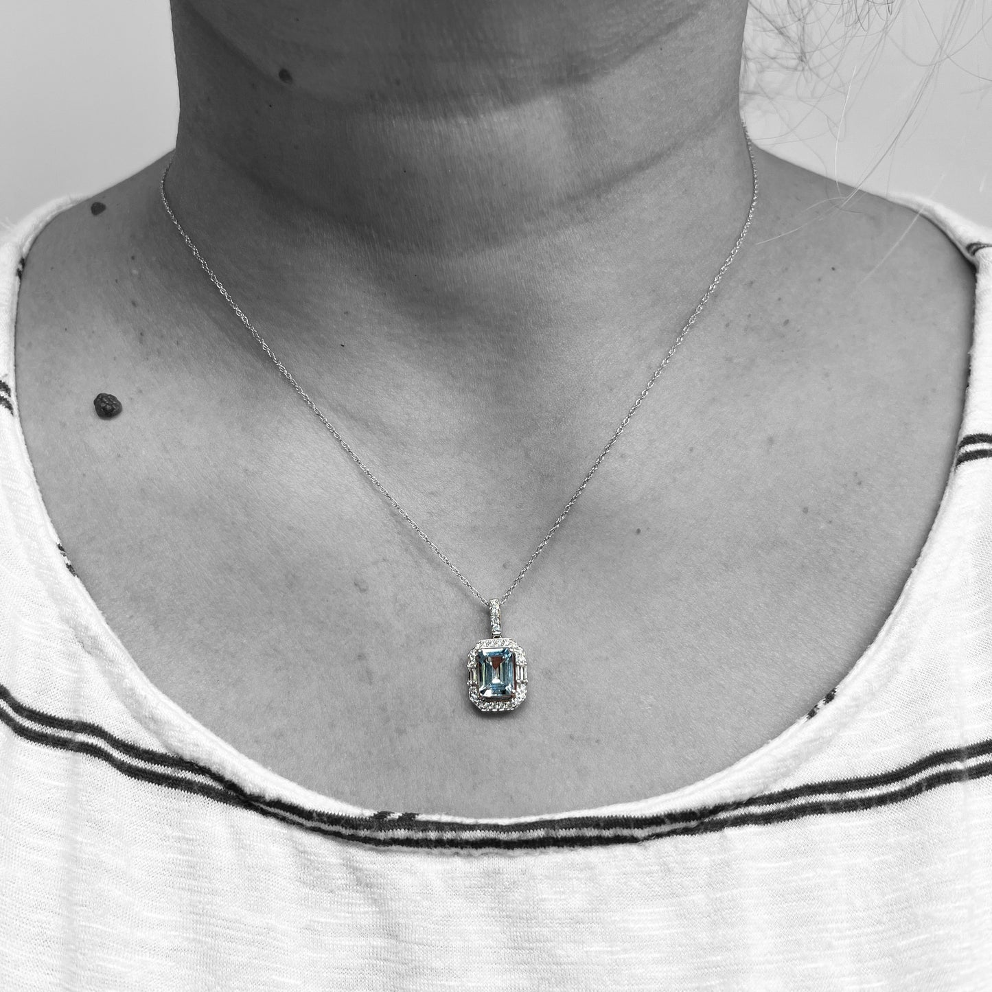 14kw Aquamarine and Diamond Pendant